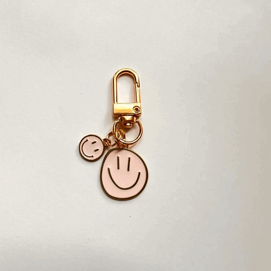 SMILEY HAPPY FACE KEYCHAIN
